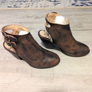 Freebird Booties size 7